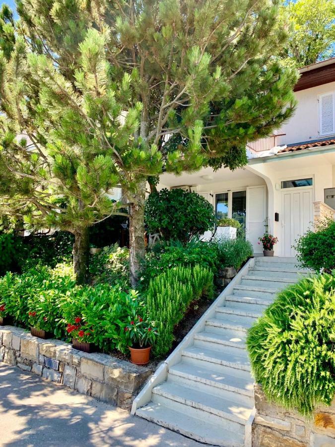 סטרוניאן Villa Yadranka מראה חיצוני תמונה